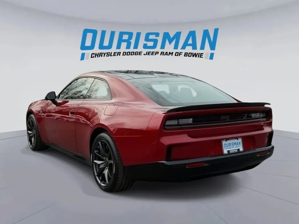 2024 Dodge Charger 8th Gen - Image 4 of 17