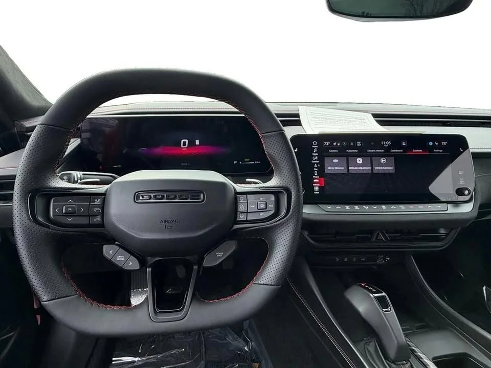 2024 Dodge Charger 8th Gen - Image 11 of 17