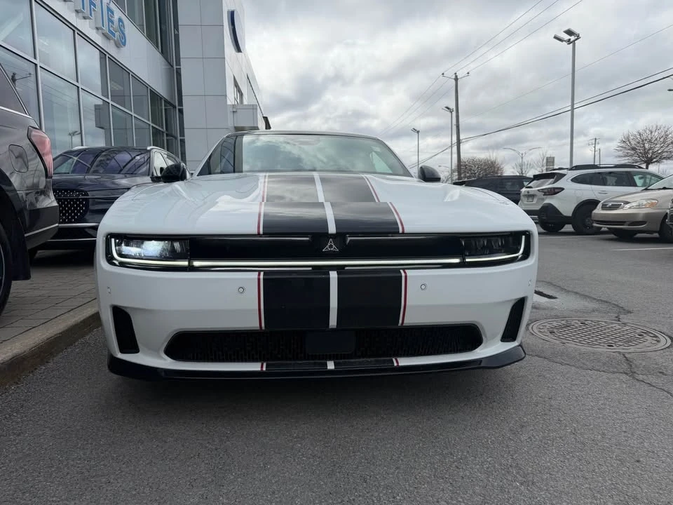 2024 Dodge Charger 8th Gen - Image 2 of 10