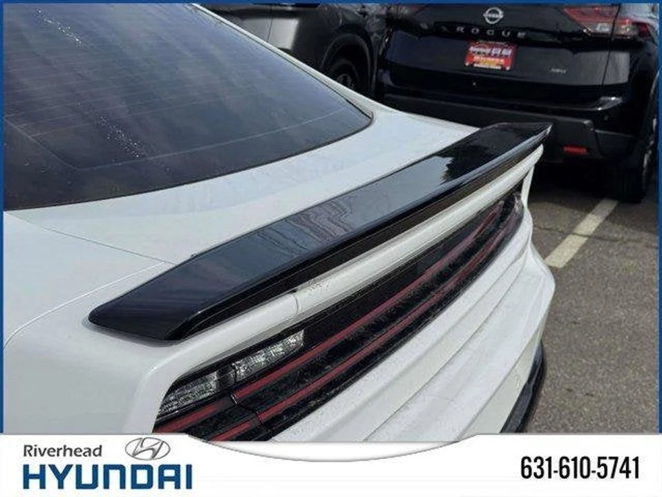 2024 Dodge Charger 8th Gen - Image 8 of 10