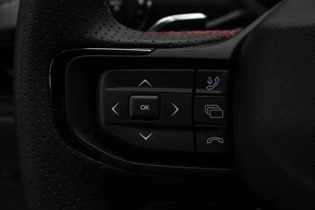 2024 Dodge Charger 8th Gen - Image 11 of 19
