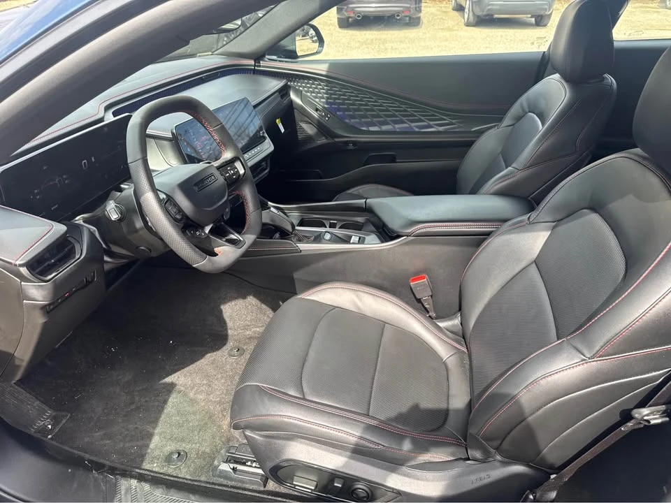 2024 Dodge Charger 8th Gen - Image 9 of 10