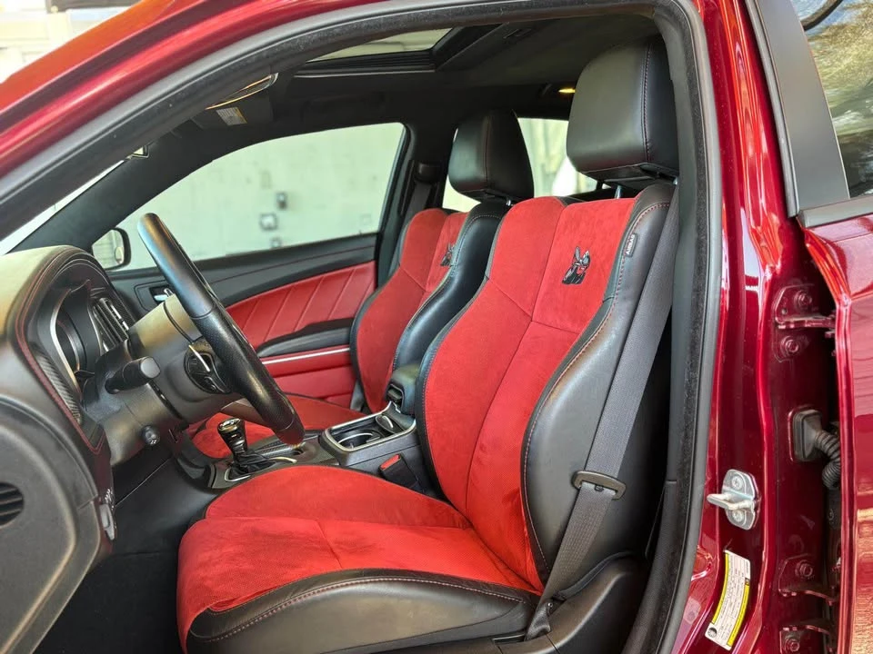 2024 Dodge Charger 8th Gen - Image 5 of 10