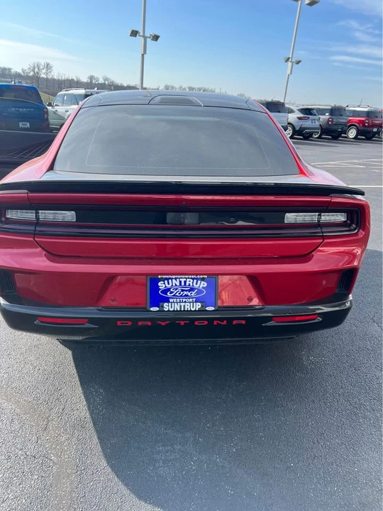 2024 Dodge Charger 7th Gen - Image 10 of 10