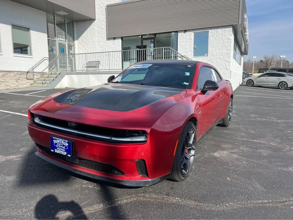 2024 Dodge Charger 7th Gen - Image 2 of 10
