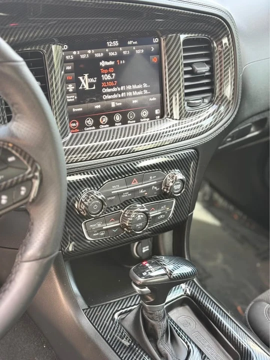2024 Dodge Charger 8th Gen - Image 9 of 13