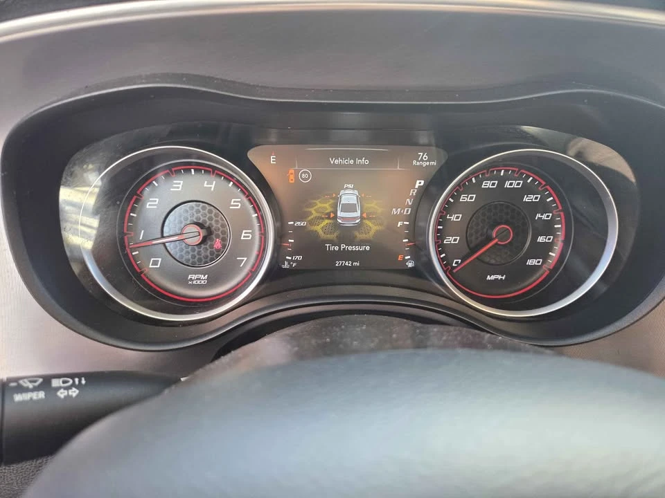 2024 Dodge Charger 8th Gen - Image 7 of 10