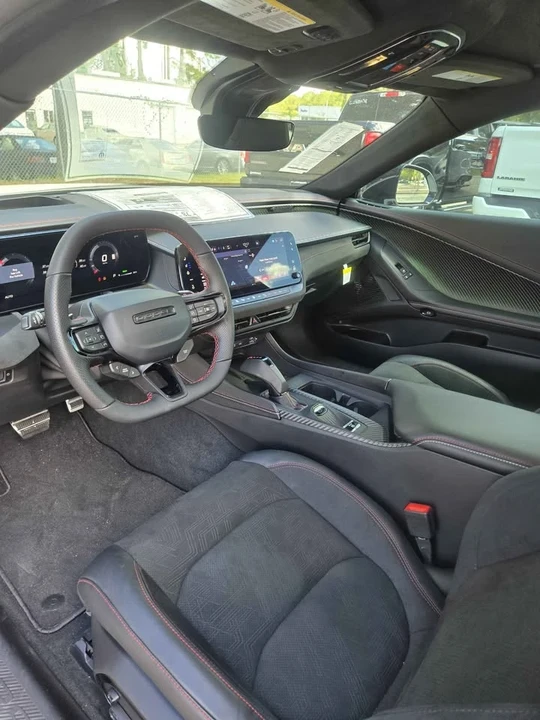 2024 Dodge Charger 8th Gen - Image 11 of 20