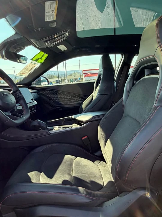 2024 Dodge Charger 8th Gen - Image 6 of 14