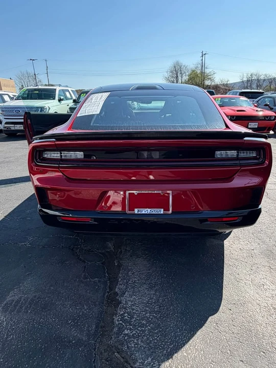 2024 Dodge Charger 8th Gen - Image 3 of 14