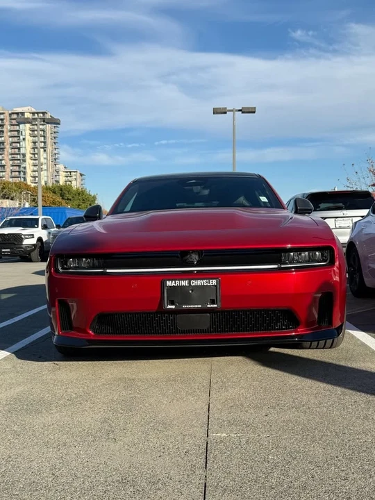 2024 Dodge Charger 8th Gen - Image 2 of 11