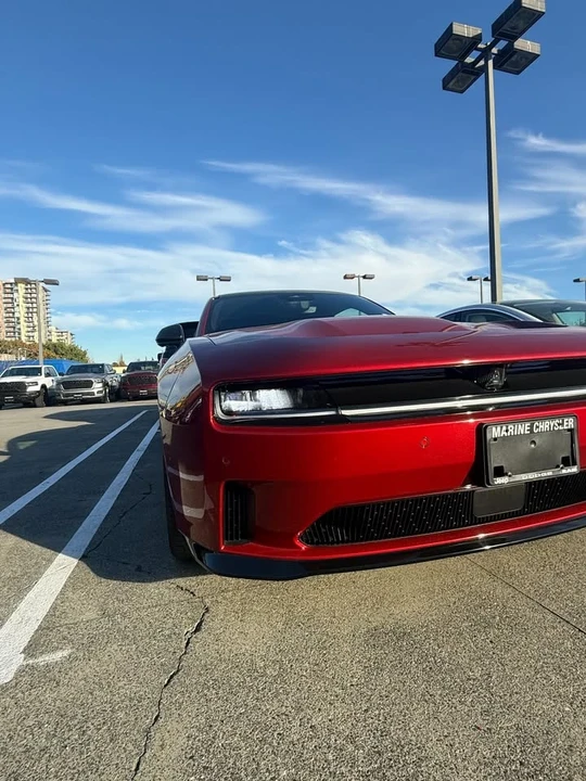 2024 Dodge Charger 8th Gen - Image 7 of 11