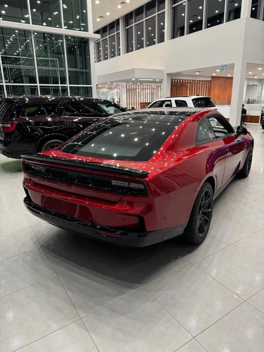 2024 Dodge Charger 8th Gen - Image 4 of 19