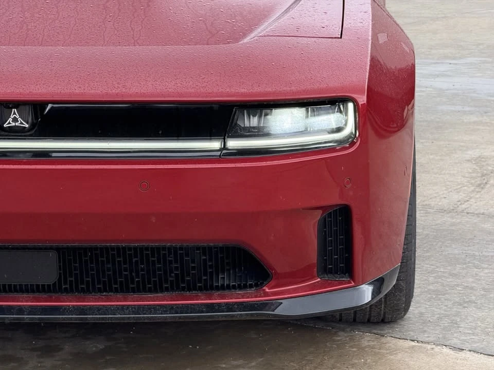2024 Dodge Charger 8th Gen - Image 7 of 19
