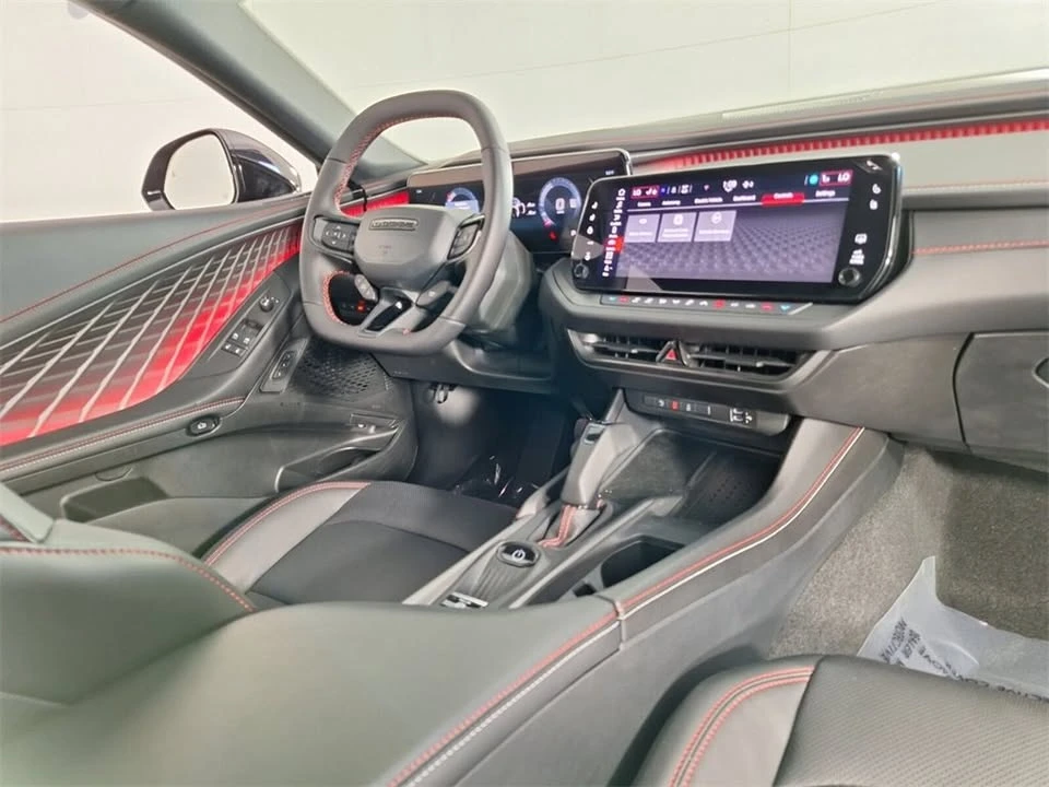 2024 Dodge Charger 8th Gen - Image 4 of 4
