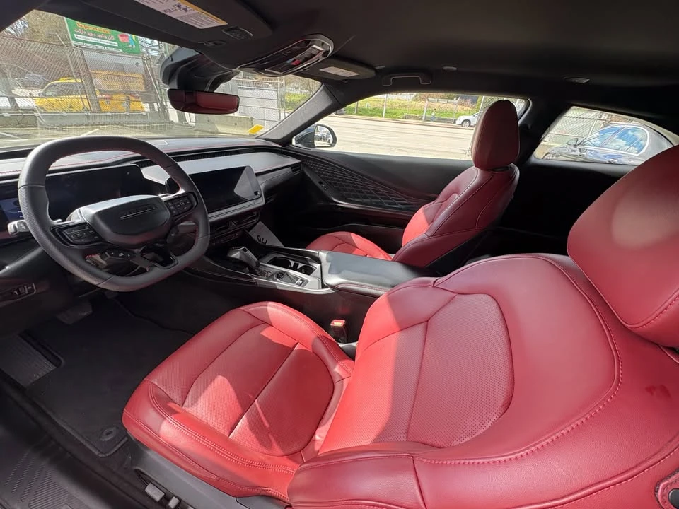 2024 Dodge Charger 8th Gen - Image 3 of 9