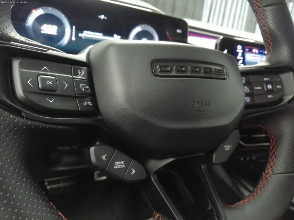 2024 Dodge Charger 8th Gen - Image 14 of 20