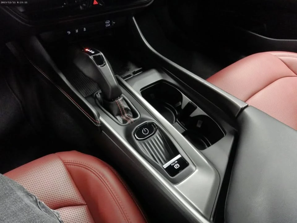2024 Dodge Charger 8th Gen - Image 11 of 20