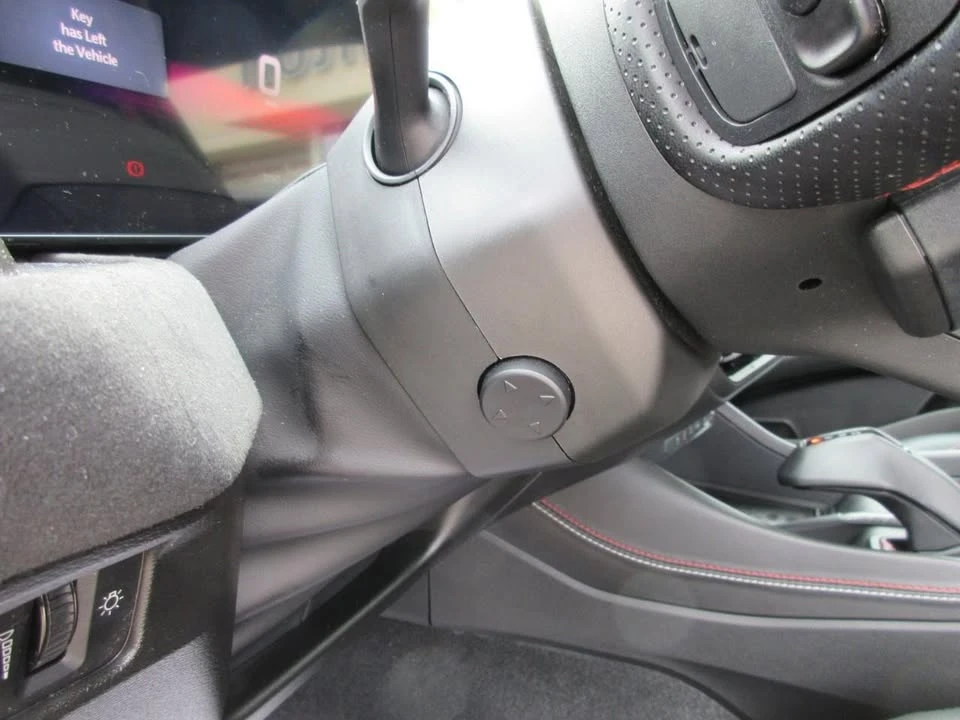2024 Dodge Charger 8th Gen - Image 14 of 20