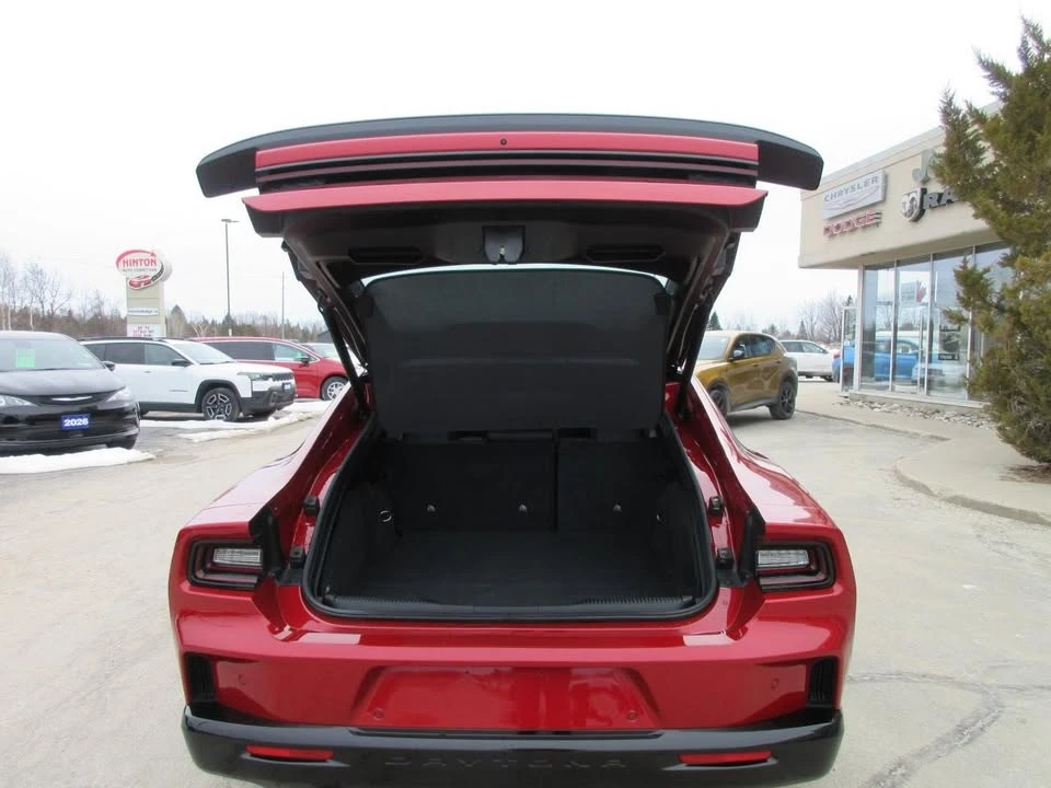 2024 Dodge Charger 8th Gen - Image 7 of 20