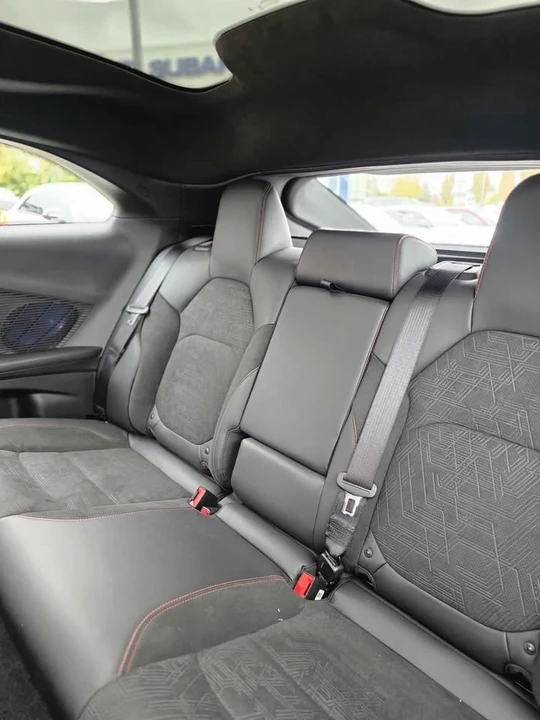 2024 Dodge Charger 8th Gen - Image 11 of 16