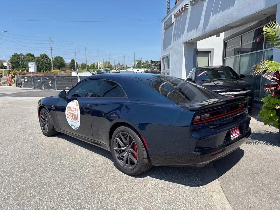 2024 Dodge Charger 8th Gen - Image 4 of 11