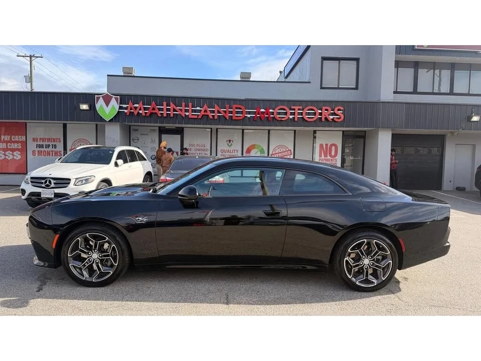 2024 Dodge Charger 8th Gen - Image 5 of 16