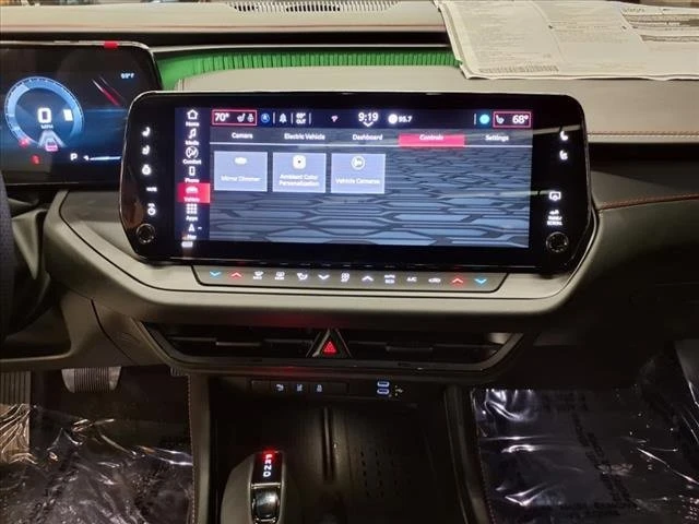 2024 Dodge Charger 8th Gen - Image 9 of 13