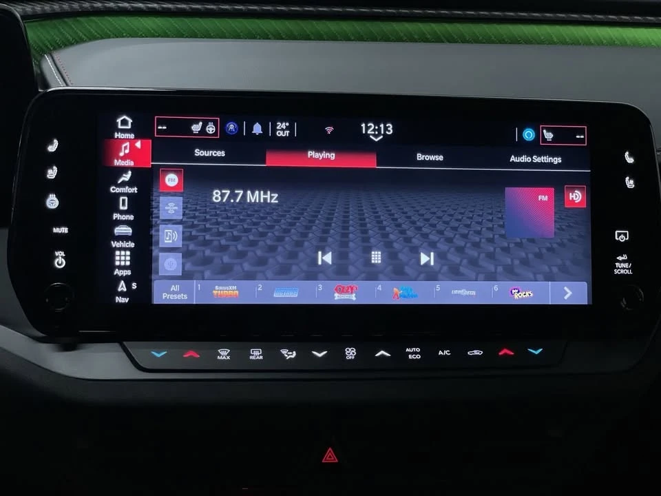 2024 Dodge Charger 8th Gen - Image 15 of 20