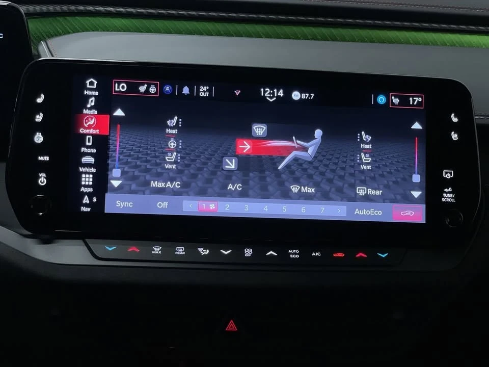 2024 Dodge Charger 8th Gen - Image 18 of 20