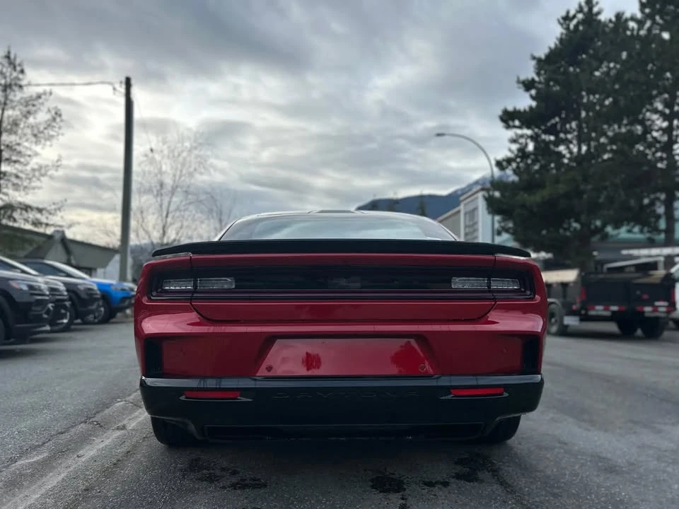 2024 Dodge Charger 8th Gen - Image 4 of 8