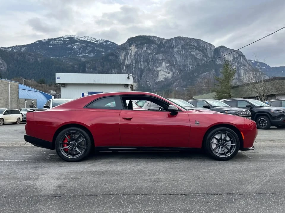 2024 Dodge Charger 8th Gen - Image 3 of 8