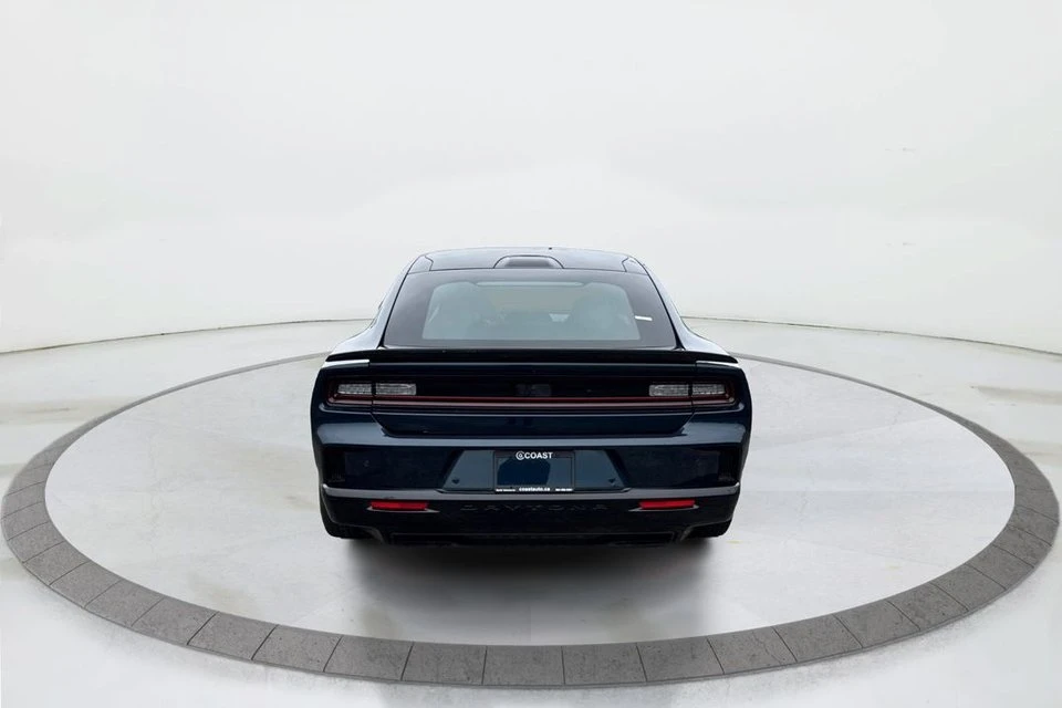 2024 Dodge Charger 8th Gen - Image 4 of 18