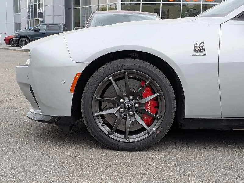 2024 Dodge Charger 8th Gen - Image 8 of 16