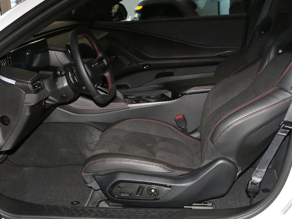 2024 Dodge Charger 8th Gen - Image 8 of 20