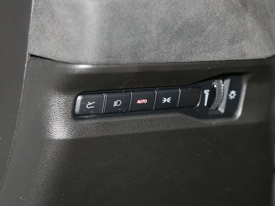 2024 Dodge Charger 8th Gen - Image 9 of 20