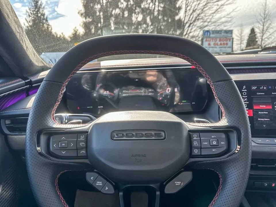2024 Dodge Charger 8th Gen - Image 13 of 20