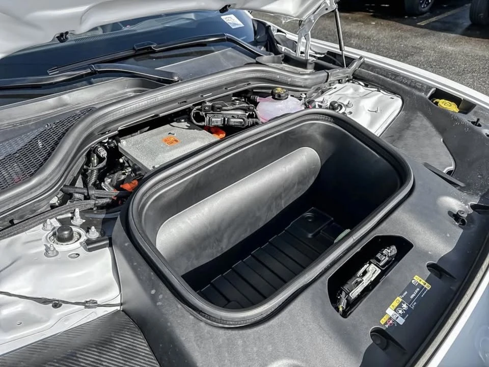 2024 Dodge Charger 8th Gen - Image 9 of 20