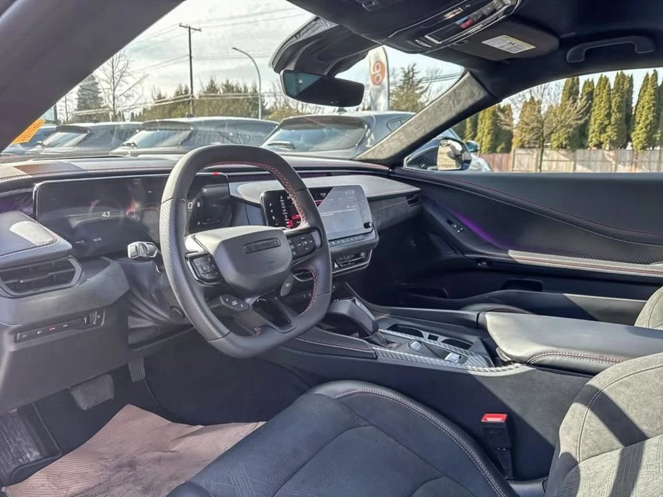 2024 Dodge Charger 8th Gen - Image 12 of 20