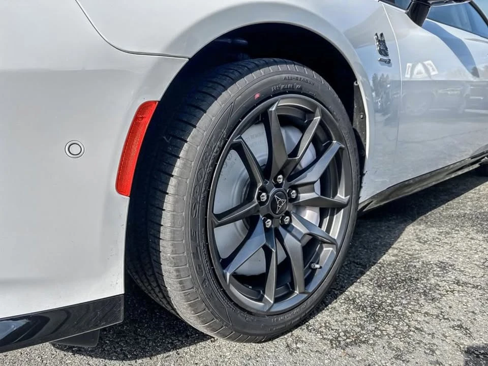 2024 Dodge Charger 8th Gen - Image 6 of 20