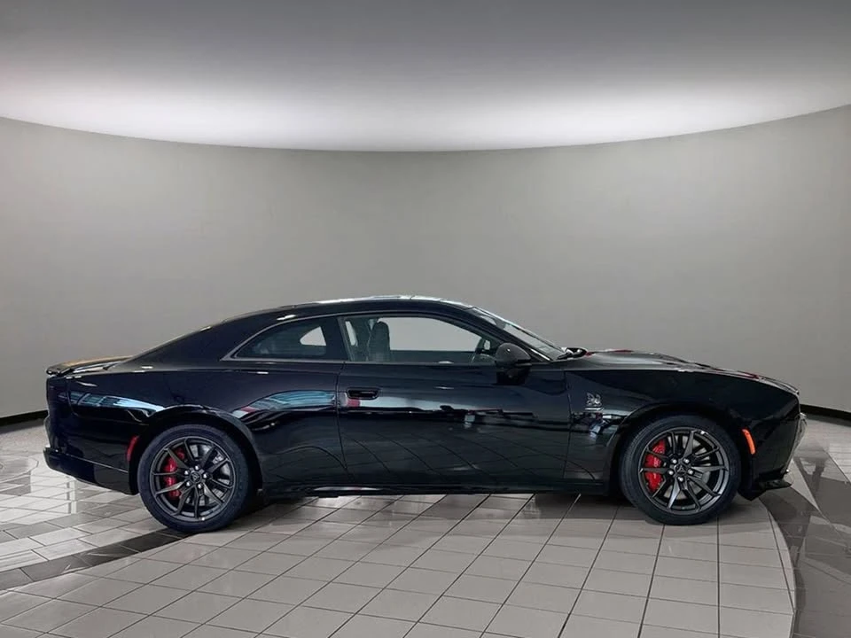 2024 Dodge Charger 8th Gen - Image 3 of 20