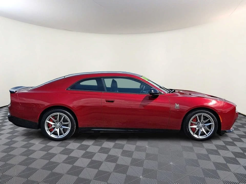 2024 Dodge Charger 8th Gen - Image 7 of 20