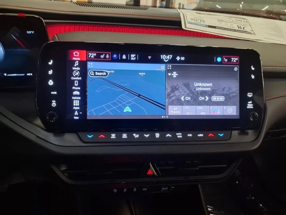2024 Dodge Charger 8th Gen - Image 6 of 11