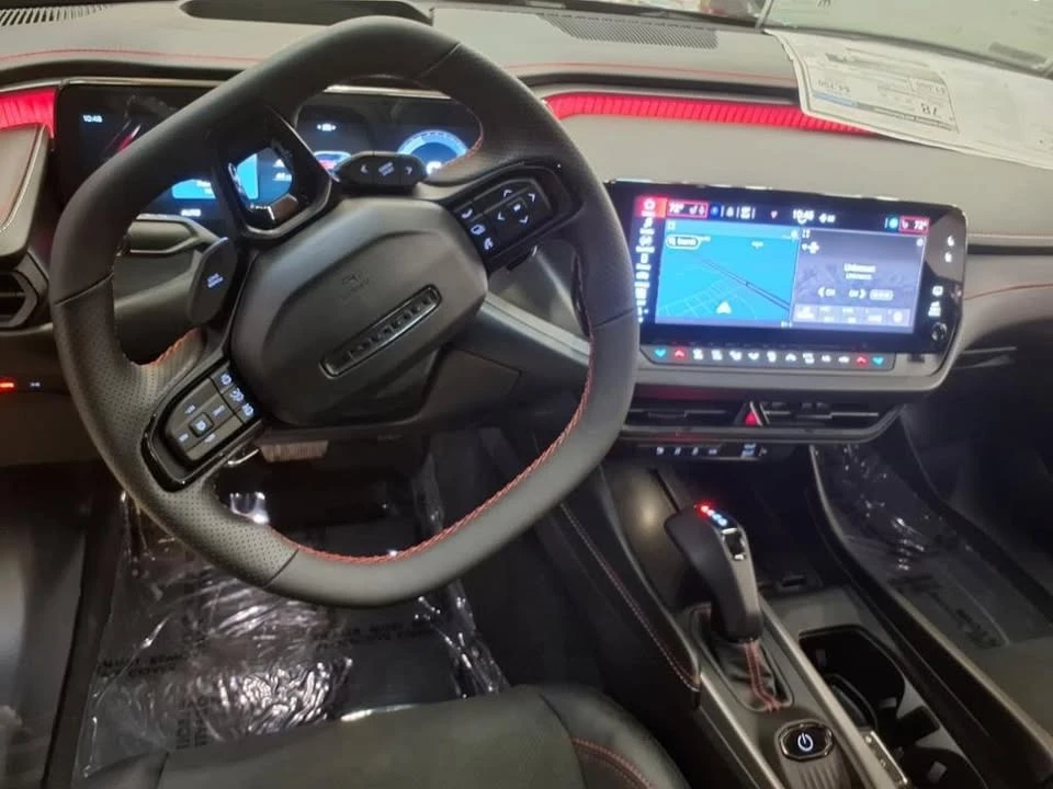 2024 Dodge Charger 8th Gen - Image 7 of 11