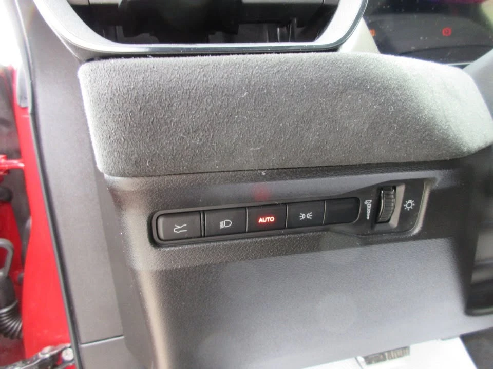 2024 Dodge Charger 8th Gen - Image 13 of 20