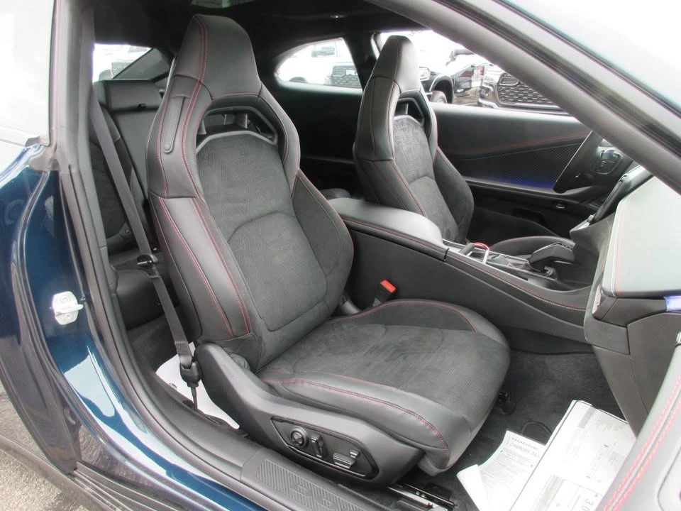 2024 Dodge Charger 8th Gen - Image 10 of 20