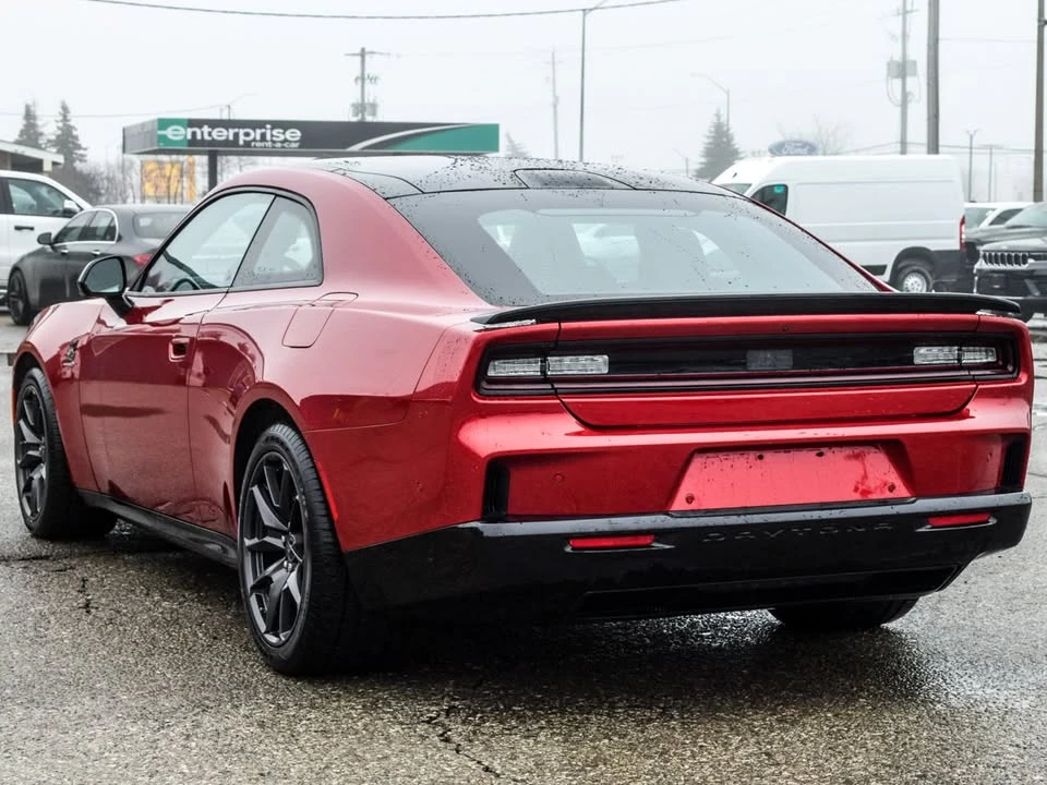 2024 Dodge Charger 8th Gen - Image 7 of 20