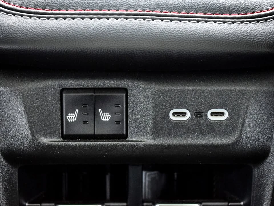 2024 Dodge Charger 8th Gen - Image 12 of 20