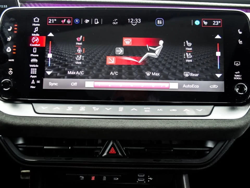 2024 Dodge Charger 8th Gen - Image 16 of 20