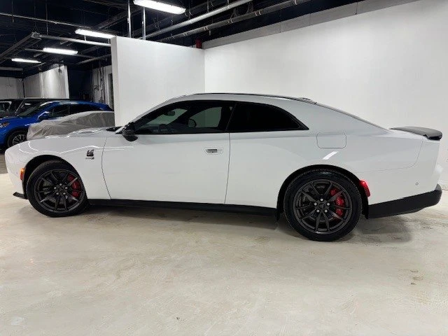 2024 Dodge Charger 8th Gen - Image 5 of 20